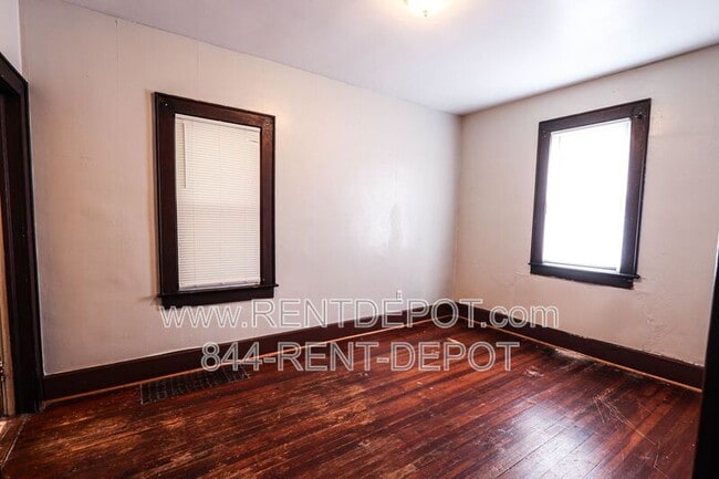 Photo - 1413 E Indiana St