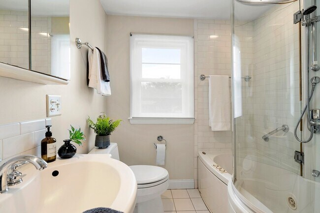 Photo - 41 Rublee St