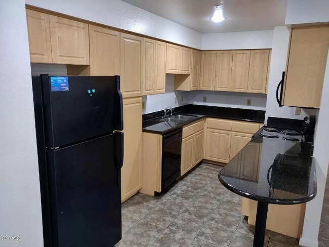 Photo - 1005 E 8th St Condo Unit 1010