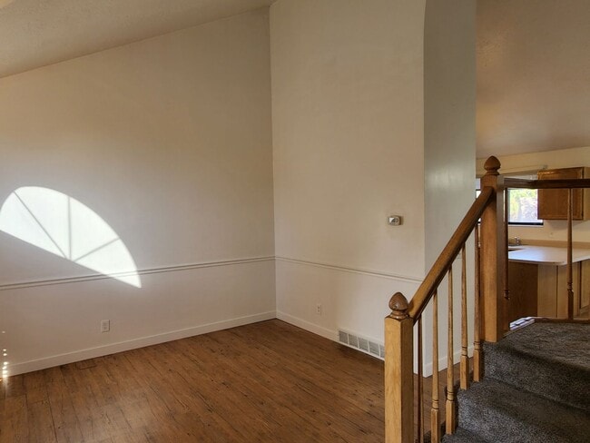 Photo - 4 Bd  2.5 Bath Home in West Jordan