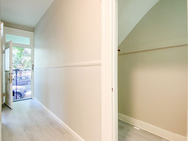 Photo - 527 Union St