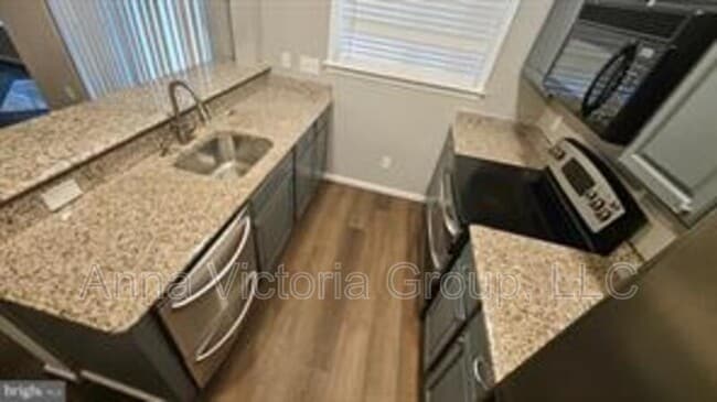 Photo - 14224 Jib St Unidad #12