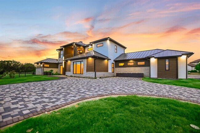 Photo - 1806 Lauren Dr