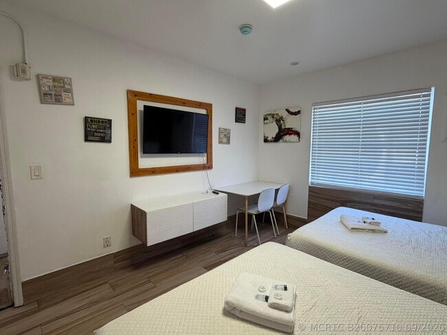 380 S Federal Hwy Unit 11