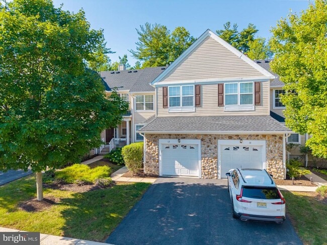 Building Photo - 12 Scarlet Oak Dr