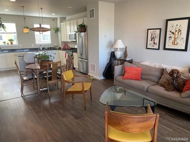 Photo - 618 E Hinsdale Ave