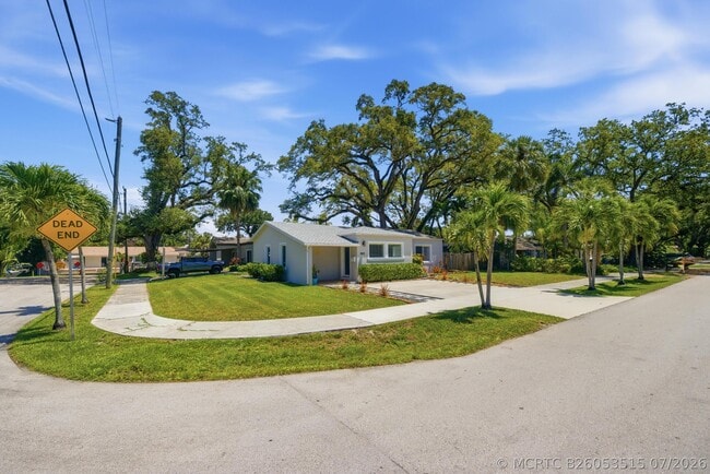 Photo - 937 SW 17th St