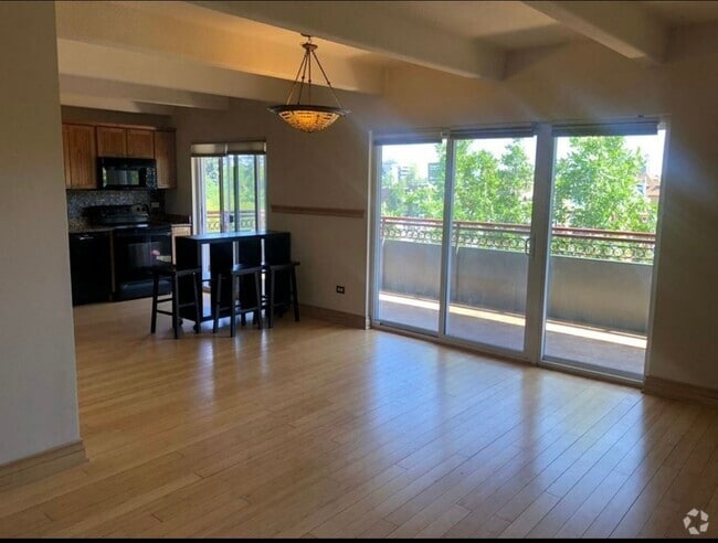 Building Photo - 1441 N Humboldt St Unit 404 Rental