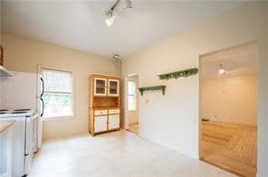 10 Hendricks St Unit 1