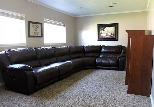 Photo - Must See!! 4 bedrooms 2 baths house in Lay...