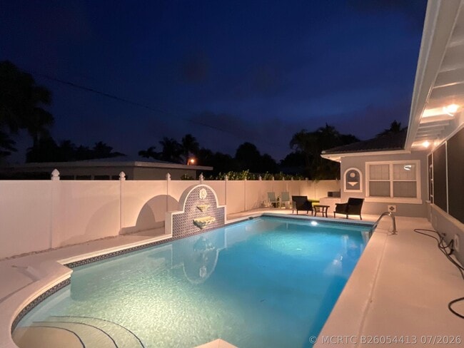 Photo - 1061 Bimini Ln