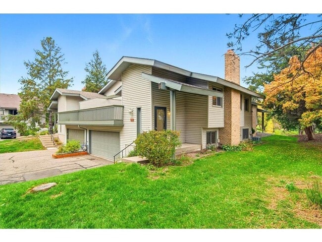 Building Photo - 9523 Hartford Cir