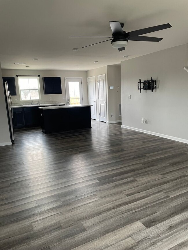 Photo - 2017 Westchester Dr