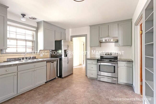 Photo - 6445 N Williams Ave