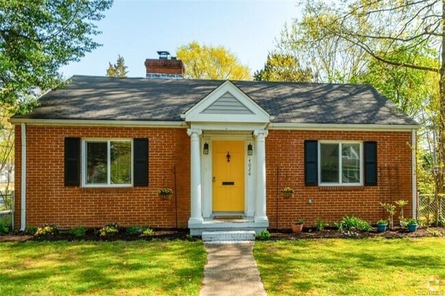 Building Photo - Sauer's Garden Gem: Lovely 3 Bedroom, 1.5 ... Rental