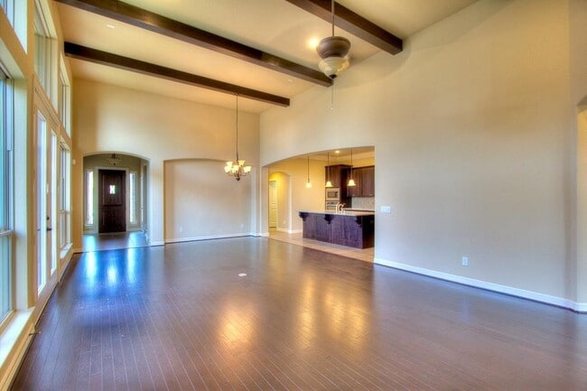Photo - 63 Silent Cir Dr