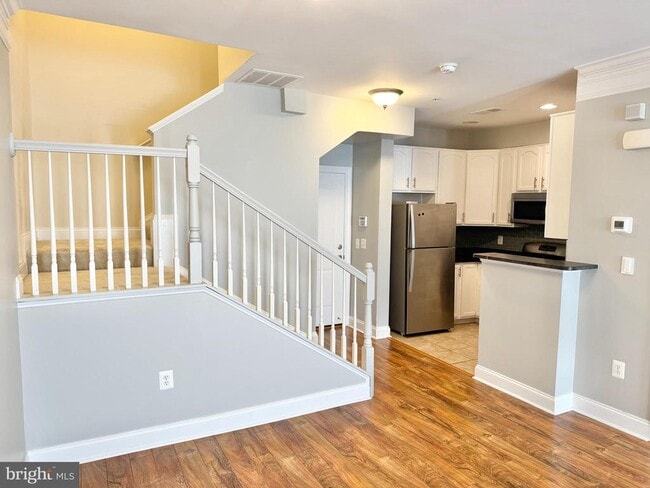 Photo - 2304 Margraf Cir