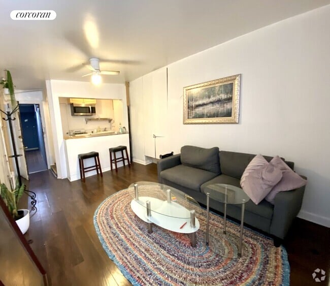 Building Photo - 7 Spring St Rental