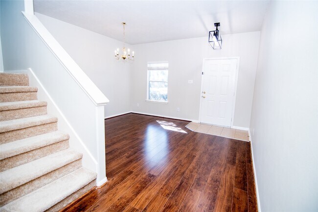 Photo - 25914 Chapman Falls Dr