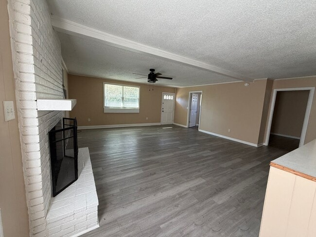 Photo - 2913 Ladd Springs Rd SE