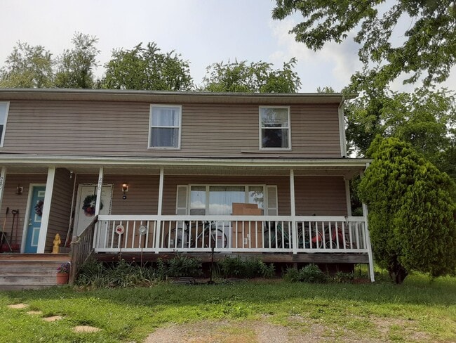 Photo - 290 Wakeman Ct NE