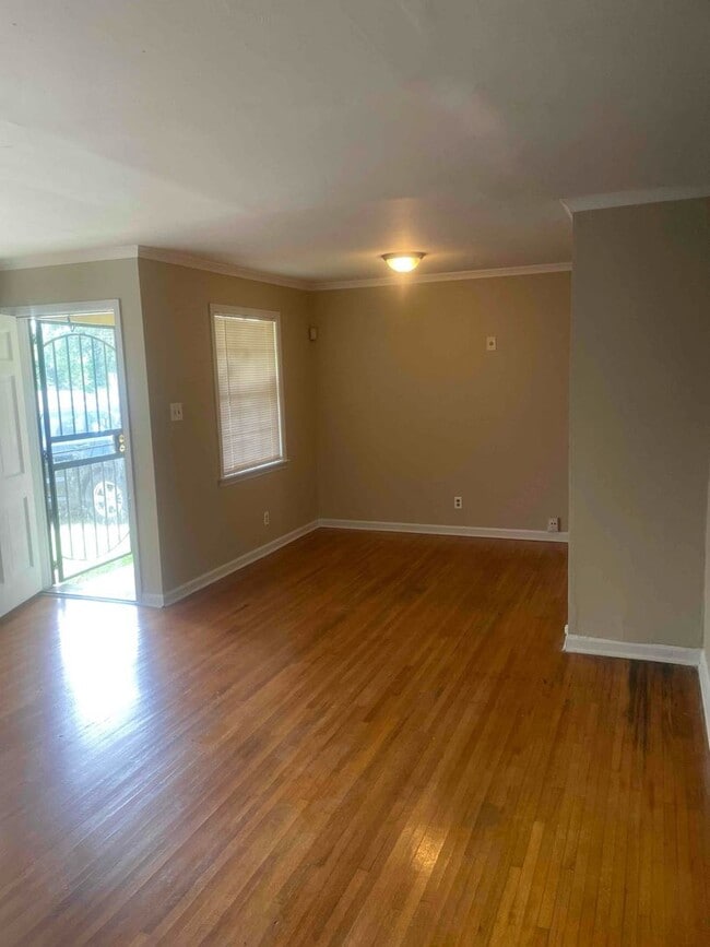 Photo - 4 Success Realty is now offering this 3 be...