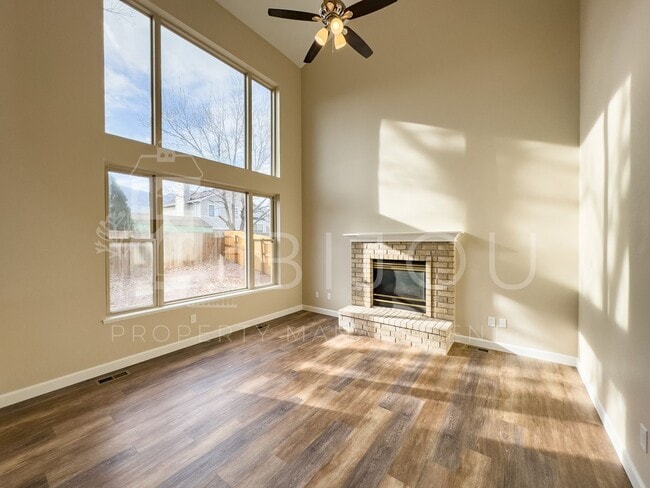 Photo - 1461 Grass Valley Dr
