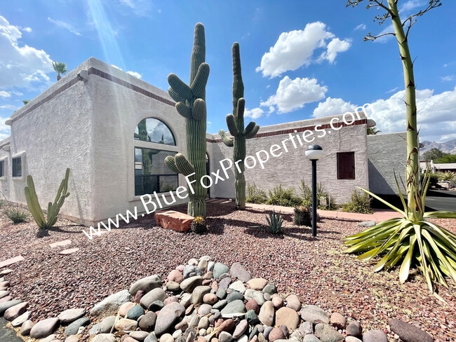 Photo - 2898 E Weymouth Cir Townhome
