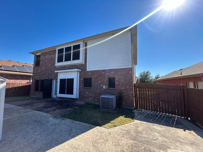 Photo - 6547 Portside Ridge Ln