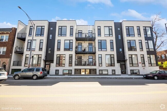 Building Photo - 3153 N Tripp Ave Unit # 0305 Rental