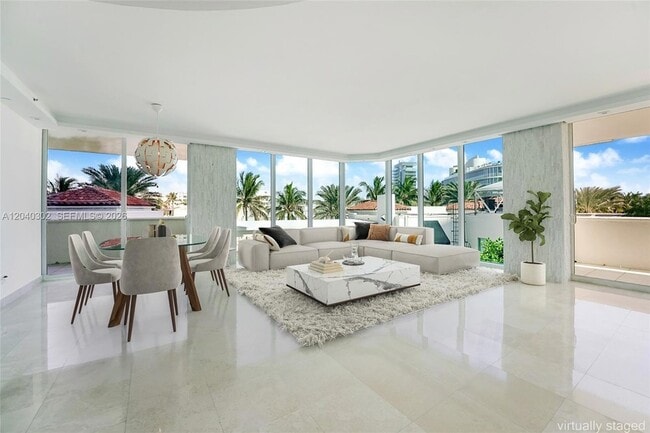 Photo - 300 South Pointe Dr Unit 405