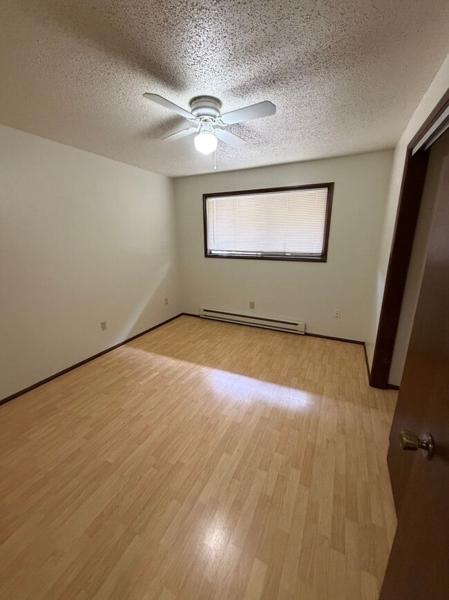 Photo - 1 Bed / 1 Bath Apartment in the Heart of Centralia Unit 219-A