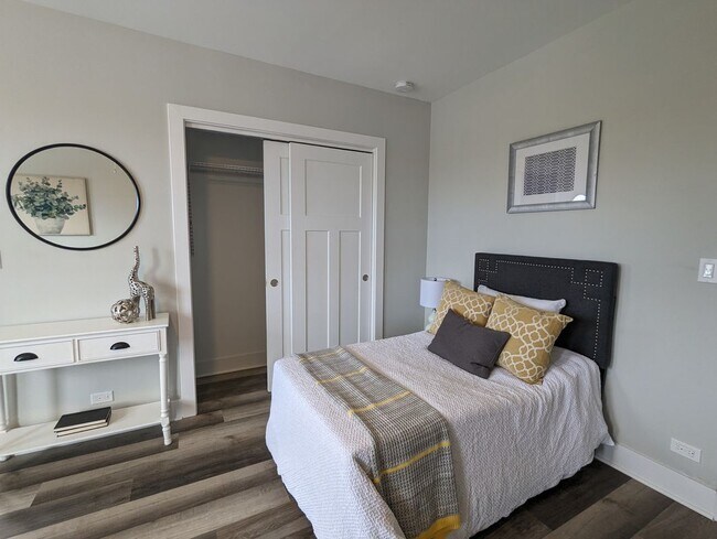 373 Hazel Ave Unit B9