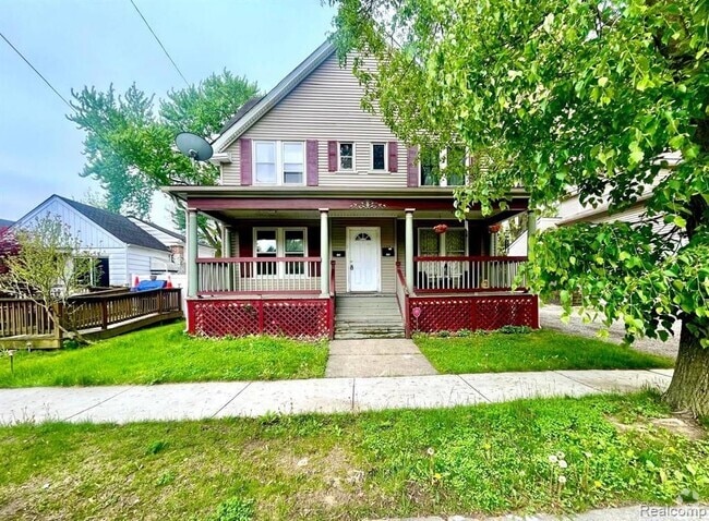 Building Photo - 143 Clinton St Rental