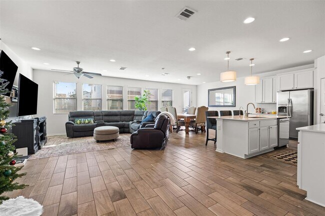 Photo - 9107 Moonstone Dr