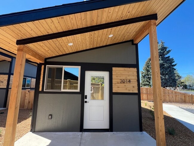 Enjoy minimalist living with maximum comfo... - Enjoy minimalist living with maximum comfo... House