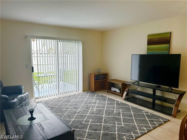 Photo - 1005 SW 48th Terrace