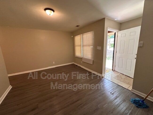 Photo - 833 Commodore Dr NW Unit 833 B Commodore