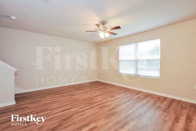 Photo - 111 Pine Cir Dr