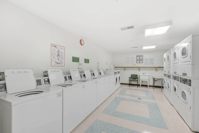 Photo - Cascades Village