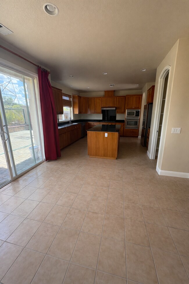 Photo - Spacious 3,400 sq foot home. 4 bedroom 4 bath Prime San Jose location