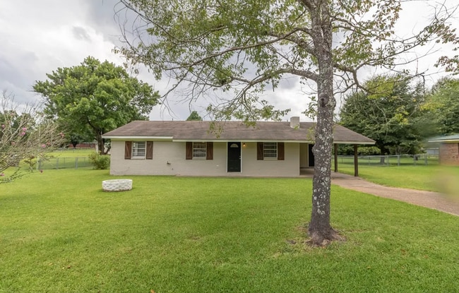 Photo - 170 Mason Dr E