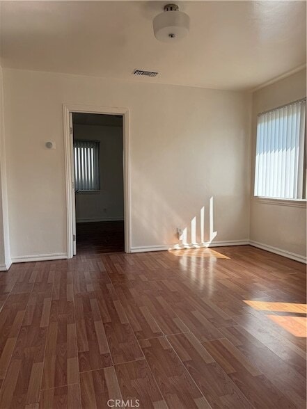 Photo - 461 W Harvard St