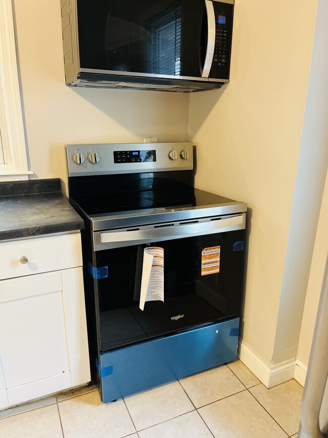 Photo - 545 Heath St Unit #1