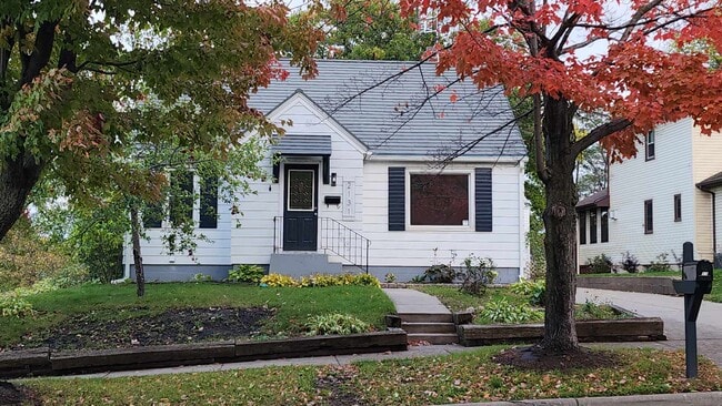 Photo - 2131 14th St House
