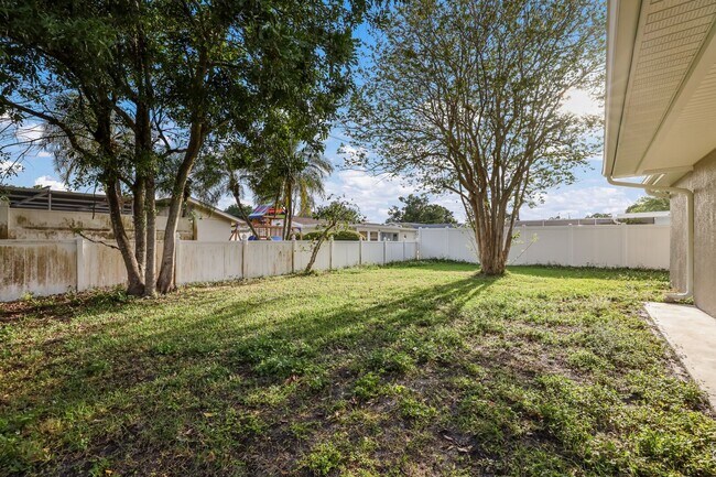 Photo - Nicely Remodeled & Updated 3 Bedroom 2 Bat...