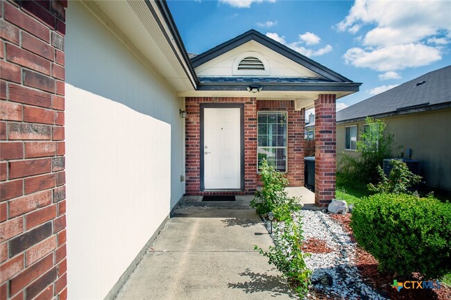 Building Photo - 5515 Lions Gate Ln