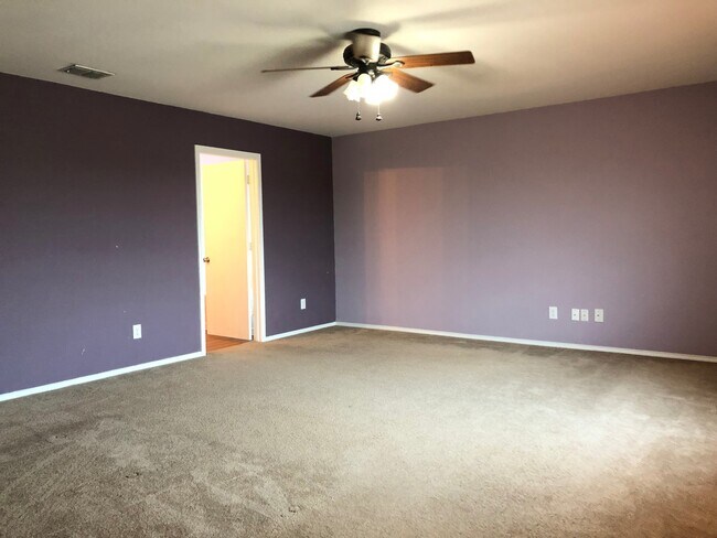 Photo - 4 bedroom/2.5 Bath Retama Springs Subdivision