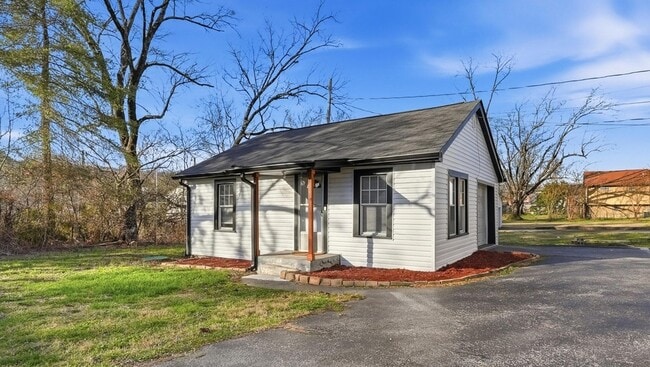 Photo - 3703 Redding Rd