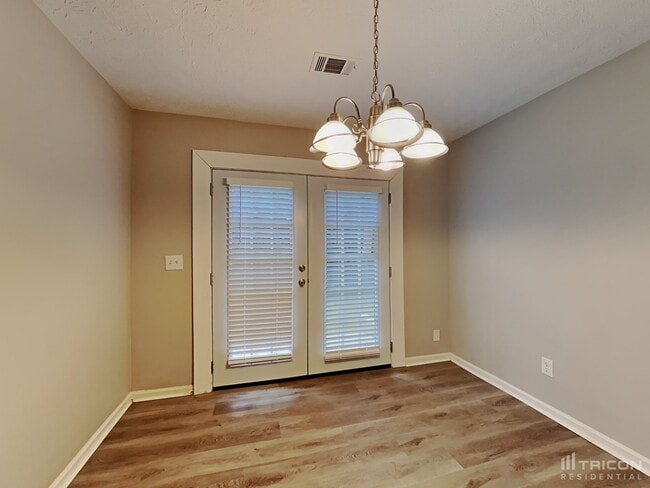 Photo - 1124 Whisper Wind Dr